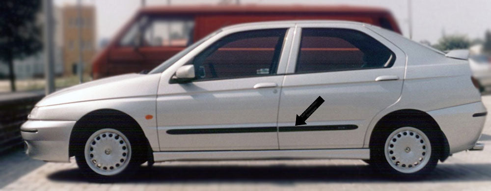 Seitenschutzleisten schwarz für Alfa Romeo 146 Schrägheck Bj. 12.1994-01.2001 F1 d