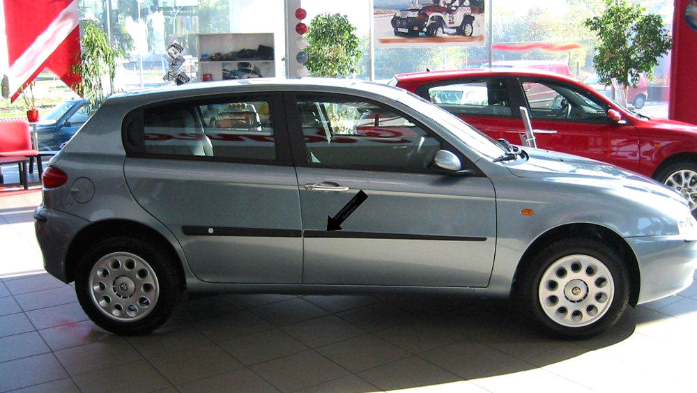 Seitenschutzleisten schwarz für Alfa Romeo 147 Schrägheck 5-Türer 01.01-03.10 F5 d