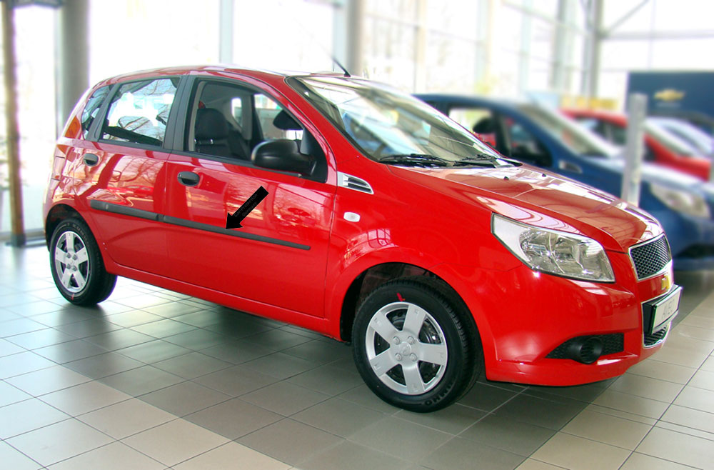 Seitenschutzleisten schwarz für Chevrolet Aveo T200 T250 Schrägheck 2004-2011 F5 b