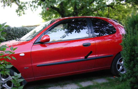 Seitenschutzleisten schwarz für Daewoo Lanos Schrägheck 3-Türer 05.97-12.04 F6 b