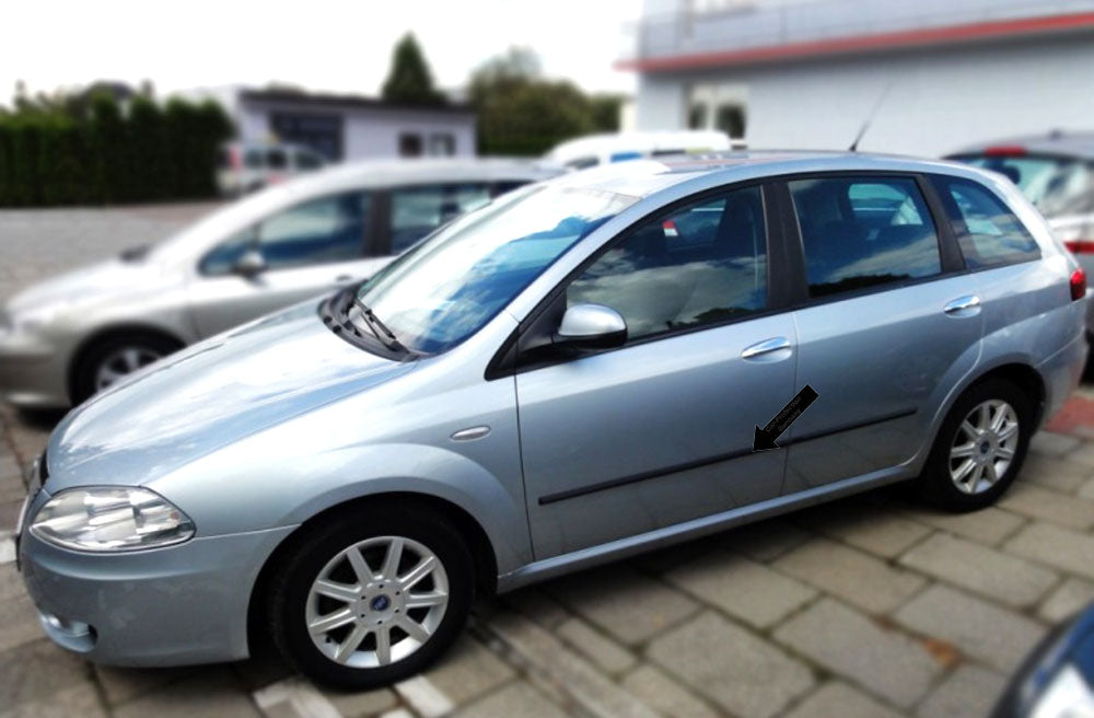 Seitenschutzleisten schwarz für Fiat Croma Typ 194 Kombi 06.2005-12.2011 F11 e