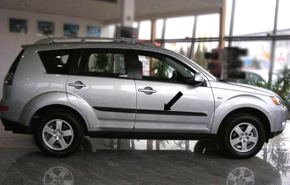 Seitenschutzleisten schwarz für Mitsubishi Outlander II vor facelift 2006-10 F12 b