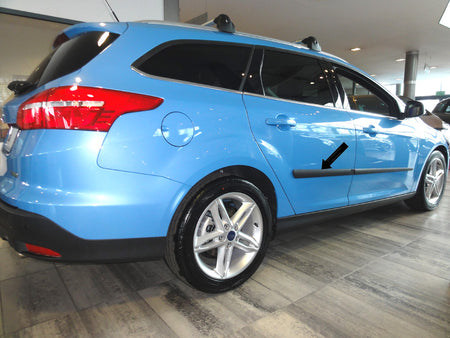 Seitenschutzleisten schwarz für Ford Focus III 5-Türer ab facelift 02.2014- F14 e