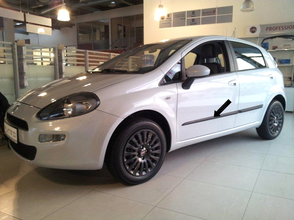 Seitenschutzleisten schwarz für Fiat Punto Typ 199 5-Türer facelift 01.2012- F17 b