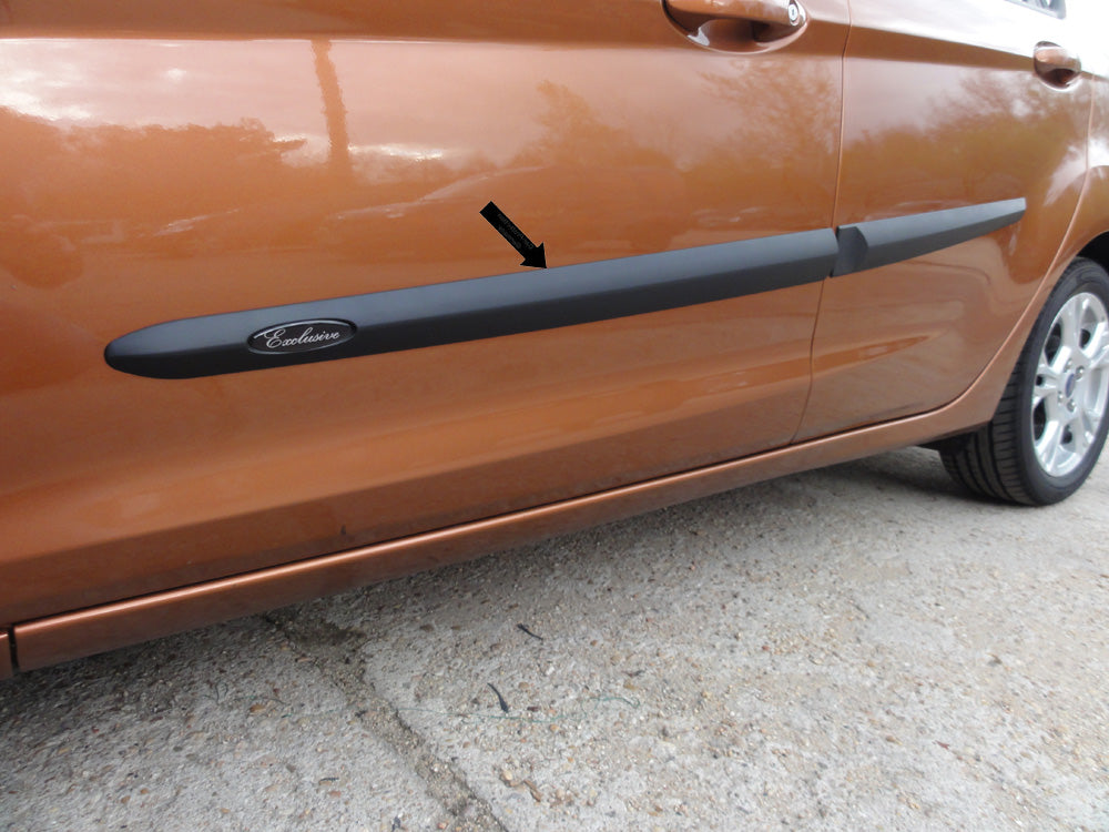 Seitenschutzleisten schwarz für Ford Fiesta ’09 VI 5-Türer vor Mopf 2008-11 F22 d