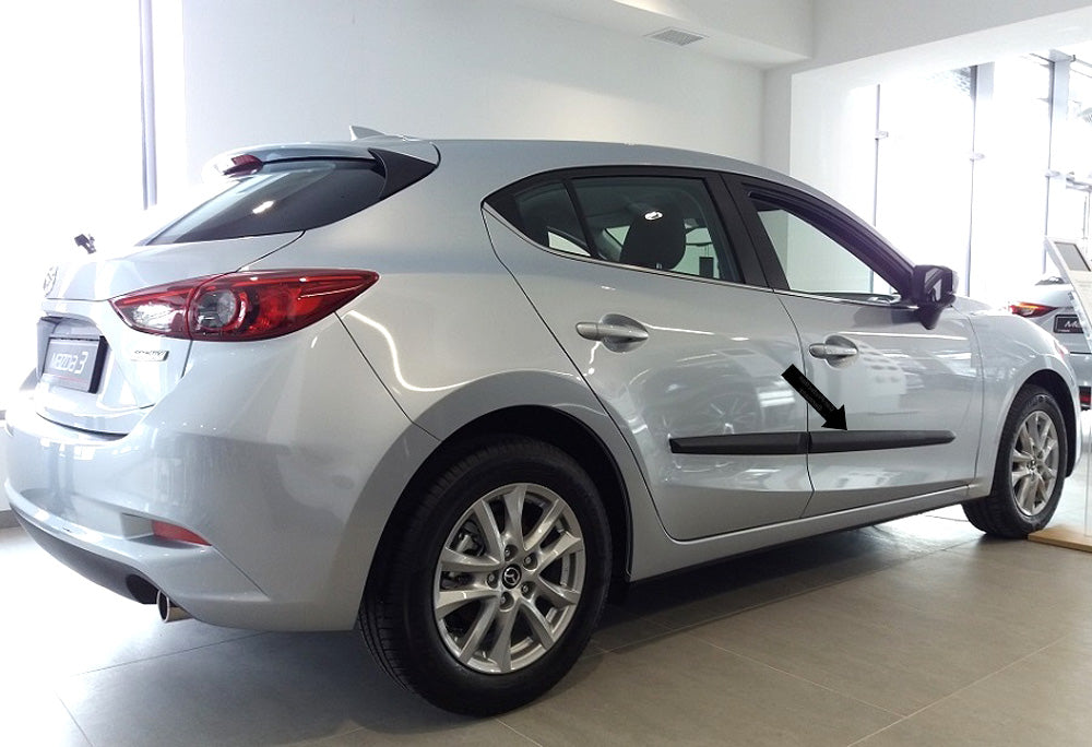 Seitenschutzleisten schwarz für Mazda 3 III Schrägheck Typ BM und BN 9.2013- F22 e