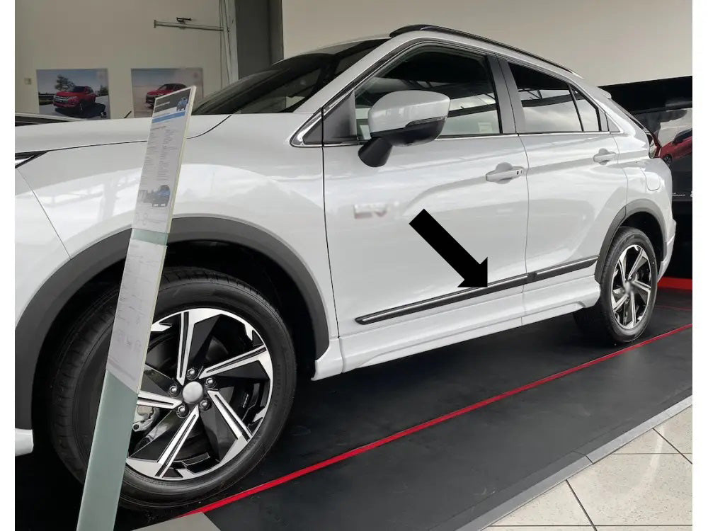 Seitenschutzleisten schwarz für Mitsubishi Eclipse Cross ab facelift 3.2021- F23 d