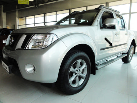 Seitenschutzleisten schwarz für Nissan Navara Double Cab ab facelift 2007- F46 e